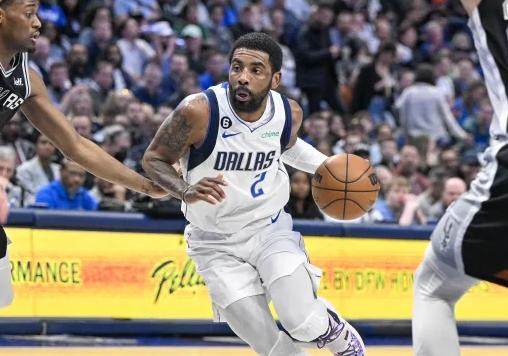 星空体育入口-未来两个月决定欧文续约前景 独行侠尚未给出保证