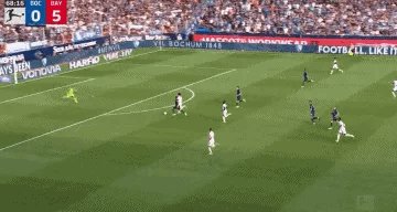 1661106985605059933.gif 6.gif