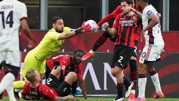 星空体育下载-米兰交白卷憾失“赛点” 末轮死磕真蓝黑