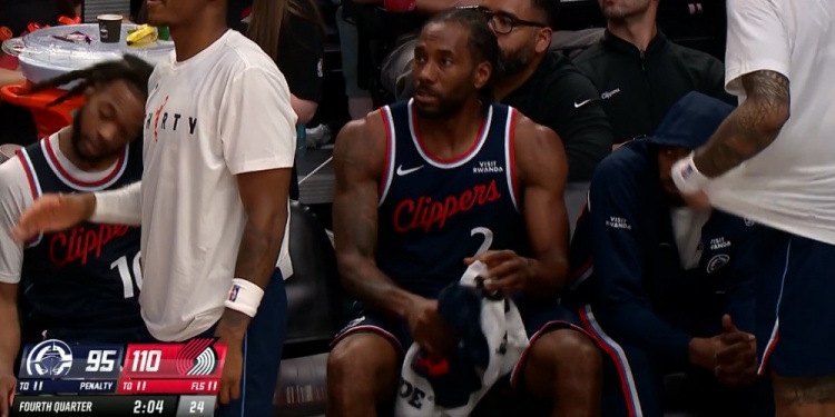 星空体育下载-又投降了！伦纳德被换下场&amp;快船落后15分宣布放弃